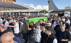 Sivas'taki Feci Kazada Ölen Eşler Yan Yana Defnedildi