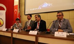 Rektör Prof. Dr. Kul Nadir Toprak Elementleri Çalıştayı'nda