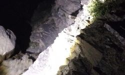 Sivas’ta doğa yürüyüşü kabusa döndü! Kayalıklarda mahsur kaldı