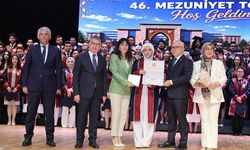 Sivas'ta genç hekimler diplomalarını aldı