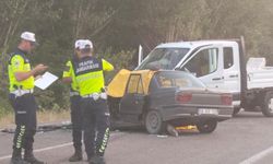 Sivas'ta Feci Kaza 1 Ölü 2 Yaralı !