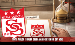 Tahta Açıldı, İsimler Geldi Ama Değişen Bir Şey Yok!