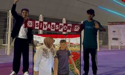 Rukiye Toy, Muhammed Ali ve arkadaşlarına Sivasspor sevinci yaşattı