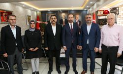 AK Parti'den MHP Sivas İl Başkanı Uygun'a hayırlı olsun ziyareti