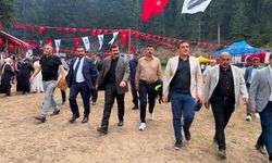 Ulaş Karasu Koyulhisar’da Ortakent Festivali’ne katıldı