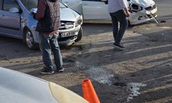 Sivas'ta Feci Kaza 7 Kişi Yaralandı