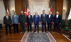 Sivas Gazeteciler Cemiyeti’nin yeni yönetiminden Vali Şimşek’e ziyaret