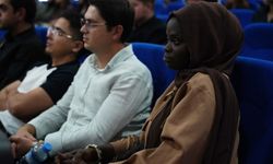 Sivas'ın İktisat mezunları öğrencilerle buluştu