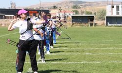 Sivas’ta Okçuluk heyecanı: Okulların açılması aşkına