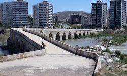 Sivas'ın o köprüsü'ne turist akımı ışıklandırmayla olacak