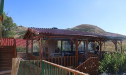 Sivas'ta o köyde evini kafeye çevirdi