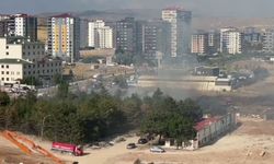 Sivas’ta akaryakıt istasyonu yakınında yangın paniği!