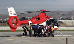 Sivas'ta ayı saldırısına uğradı, helikopterle getirildi
