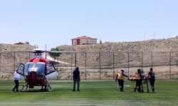 kalp krizi geçiren 74 yaşındaki hasta hava ambulansıyla sevk edildi