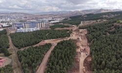 Sivas’ta Yeni Üniversite Hastanesi’ne Ulaşımı Rahatlatacak Dev Güzergâhta Çalışmalar Sürüyor