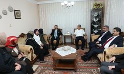 Hakan Aksu ve Rukiye Toy’dan şehit ailesine ziyaret
