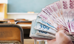 Okula Giden Öğrencilere 2.000 TL Destek