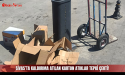 Sivas’ta kaldırıma atılan karton atıklar tepki çekti!