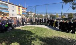 AK Parti Sivas Merkez İlçe Teşkilatı'ndan bir günde 486 haneyi ziyaret