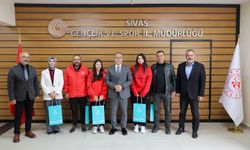 Sivaslı Türkiye şampiyonları Ertem'i ziyaret etti