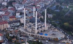 Sivas Merkez Camii'nde ilk ezan okundu