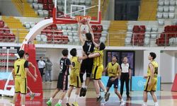 Sivas’ta Amatör Spor Haftası hentbol ve basketbol maçlarıyla devam etti