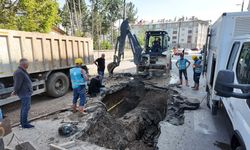 Sivas'ta 3 mahallede 11 saat su yok!