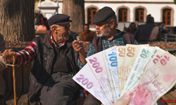 Emeklilere Yeni Zam Düzenlemesi! Seyyanen Zam ve Refah Payı Masada