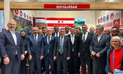 Abdullah Güler, Sivas Tanıtım Günleri’nde ilçe stantlarını ziyaret etti