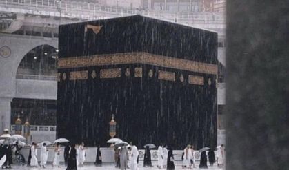 Suudi Arabistan, sağanak yağışlar nedeniyle sele teslim oldu