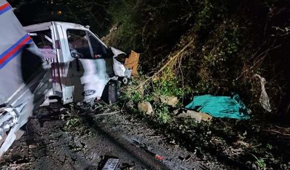 Feci Kaza 1 Ölü 1 Yaralı 150 Metrelik Uçuruma Yuvarlandı