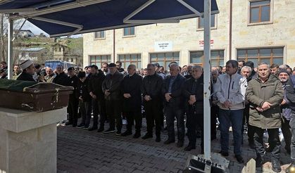 Sivas'ta Şehidin Emaneti Son Yolculuğuna Uğurlandı