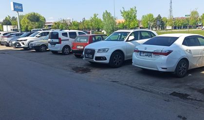 Bayram Yoğunluğu Sivas’ı Kilitledi Araçlar Her Yerde