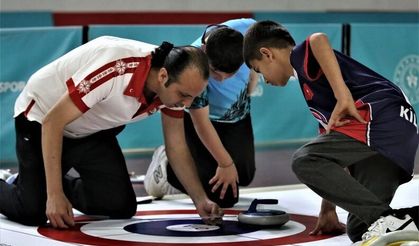 Sivas'ta Floor Curling Türkiye Şampiyonası fırtınası