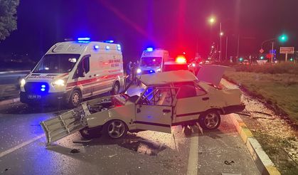 Sivas'ta Feci Kaza Kontrolden Çıkan Otomobil Takla Attı, 1'i Ağır 3 Yaralı