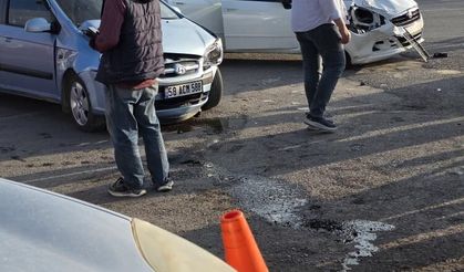 Sivas'ta Feci Kaza 7 Kişi Yaralandı