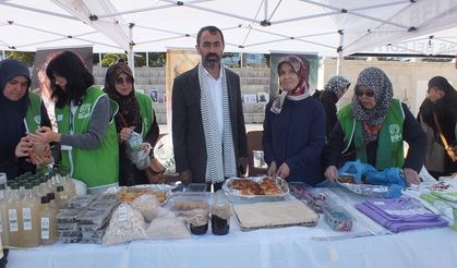 Sivas'ta İHH Gazze'ye destek kermesi düzenledi