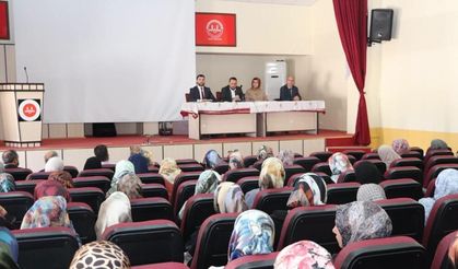 Sivas’ta din görevlilerine başarı belgeleri takdim edildi