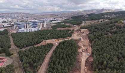 Sivas’ta Yeni Üniversite Hastanesi’ne Ulaşımı Rahatlatacak Dev Güzergâhta Çalışmalar Sürüyor