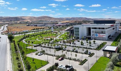 Sivas'ta o üniversiteye Sayıştay'dan başarı tescili