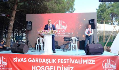İstanbul’daki Sivaslılar Pendik’te düzenlenen festivalde buluştu