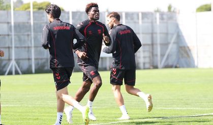 Sivasspor bugün de antrenmanda
