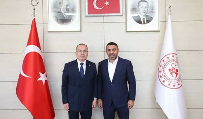 Sivas spor yatırımlarını Ertem, Hamza Yerlikaya’ya Ankara'da anlattı