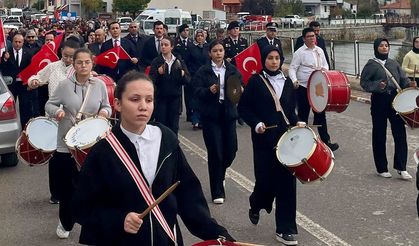 Ulaş'ta "Cumhuriyet Yürüyüşü" düzenlendi