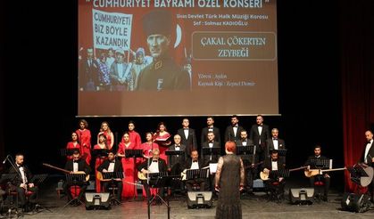 Sivas’ta Cumhuriyet Coşkusu Türk Halk Müziği Konseriyle Yaşandı