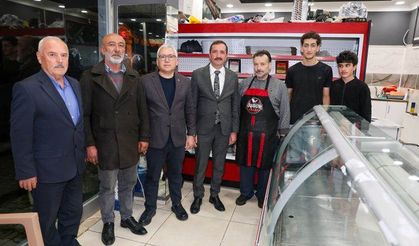 Sivas Valisi Şimşek İmranlı’da Esnaf ve Vatandaşlarla Buluştu