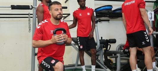 Adem Uzun bayramda hemşehrileriyle buluştu