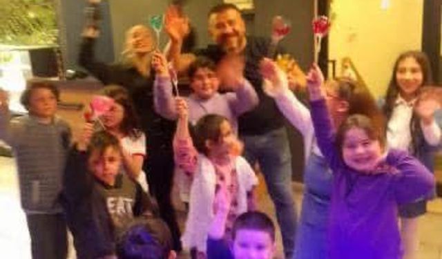 Sivas'ta Şehit Babası Adına Yetim ve Öksüzlere İftar Yemeği Verdi