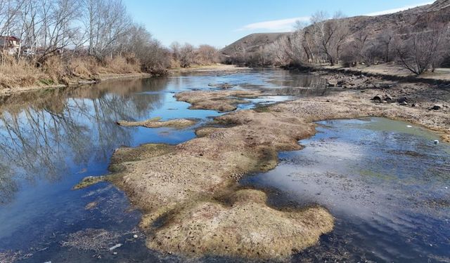 Sivas'taki Türkiye'nin En Uzun Nehri Kuruyor