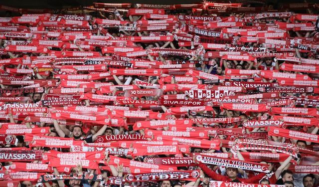 Kırmızı Duvar'dan Sivasspor Taraftarlarına Duyuru